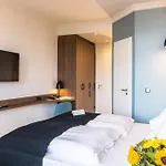 Seetelhotel Ostseehotel Entdeckerhotel An Der Ostsee Und Der Perfekte Startpunkt Fuer Ihre Inselabenteuer Szálloda