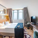 Seetelhotel Ostseehotel Entdeckerhotel An Der Ostsee Und Der Perfekte Startpunkt Fuer Ihre Inselabenteuer