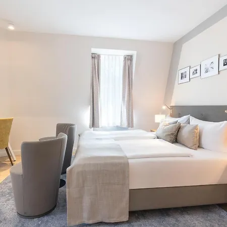 מלון Seetelhotel Ostseehotel Entdeckerhotel An Der Ostsee Und Der Perfekte Startpunkt Fuer Ihre Inselabenteuer 4*