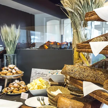 Hotell Seetelhotel Ostseehotel Entdeckerhotel An Der Ostsee Und Der Perfekte Startpunkt Fuer Ihre Inselabenteuer