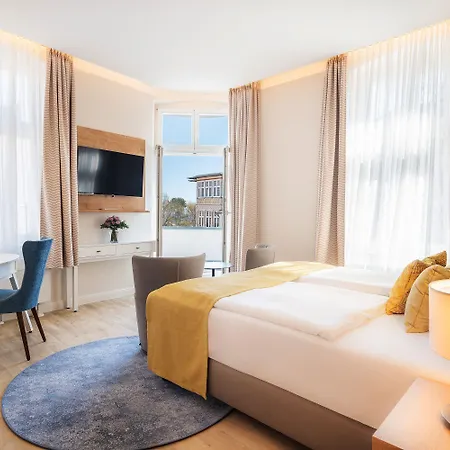 Seetelhotel Ostseehotel Entdeckerhotel An Der Ostsee Und Der Perfekte Startpunkt Fuer Ihre Inselabenteuer 4* Ahlbeck (Usedom)