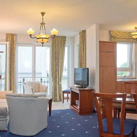 Hotel Seetelhotel Ostseehotel Entdeckerhotel An Der Ostsee Und Der Perfekte Startpunkt Fuer Ihre Inselabenteuer
