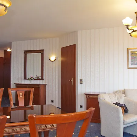 Hotel Seetelhotel Ostseehotel Ahlbeck 4*