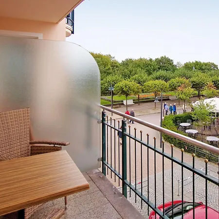 Seetelhotel Ostseehotel Entdeckerhotel An Der Ostsee Und Der Perfekte Startpunkt Fuer Ihre Inselabenteuer Hotell Ahlbeck (Usedom)