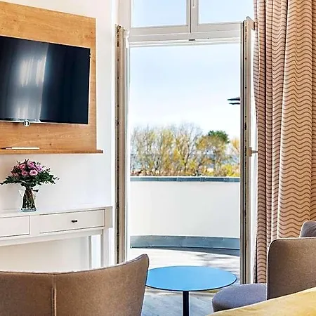 Seetelhotel Ostseehotel Entdeckerhotel An Der Ostsee Und Der Perfekte Startpunkt Fuer Ihre Inselabenteuer Hotel