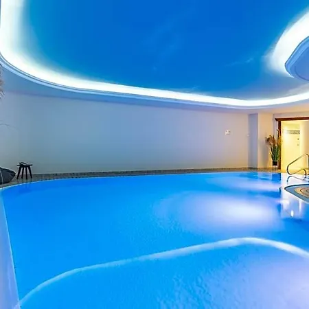 Seetelhotel Ostseehotel Entdeckerhotel An Der Ostsee Und Der Perfekte Startpunkt Fuer Ihre Inselabenteuer Hotel 4*