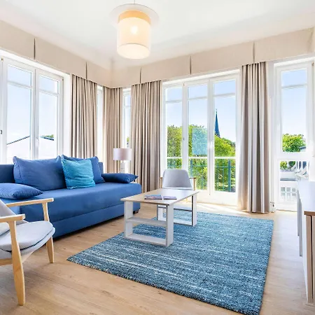 Hotel Seetelhotel Ostseehotel Entdeckerhotel An Der Ostsee Und Der Perfekte Startpunkt Fuer Ihre Inselabenteuer 4*
