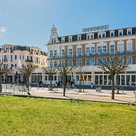 Seetelhotel Ostseehotel Entdeckerhotel An Der Ostsee Und Der Perfekte Startpunkt Fuer Ihre Inselabenteuer