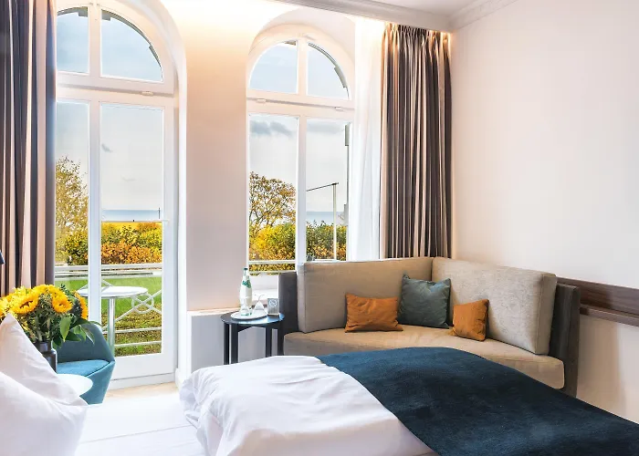 Seetelhotel Ostseehotel Entdeckerhotel An Der Ostsee Und Der Perfekte Startpunkt Fuer Ihre Inselabenteuer 4*