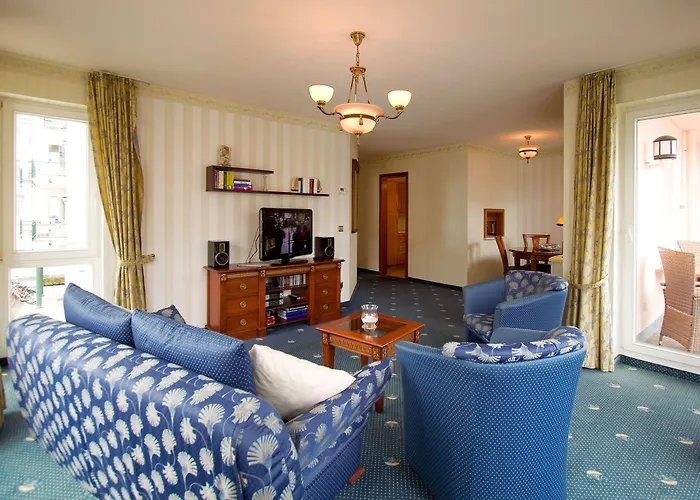 Hotel Seetelhotel Ostseehotel Entdeckerhotel An Der Ostsee Und Der Perfekte Startpunkt Fuer Ihre Inselabenteuer 4*